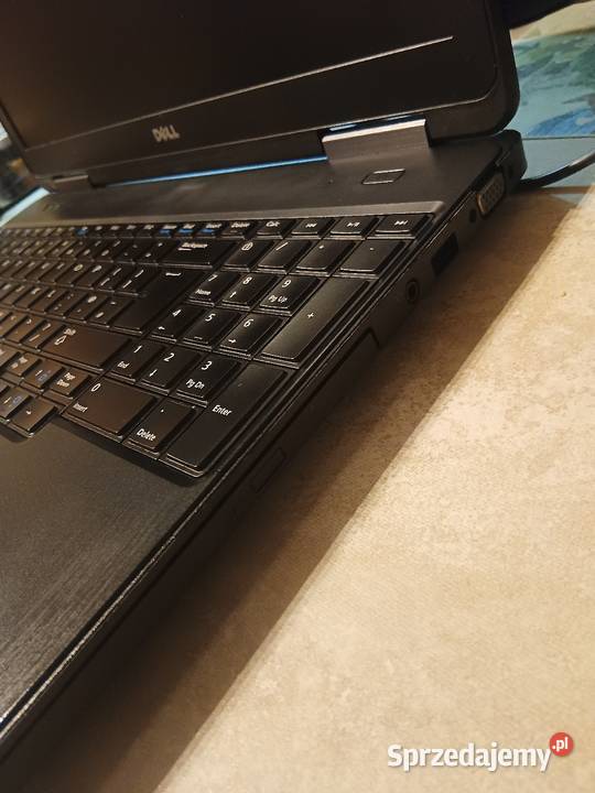 Dell latitude E5540 i54th 500GB HDD 156 8GB Ram Liczba rdzeni 2 pomorskie Szemud