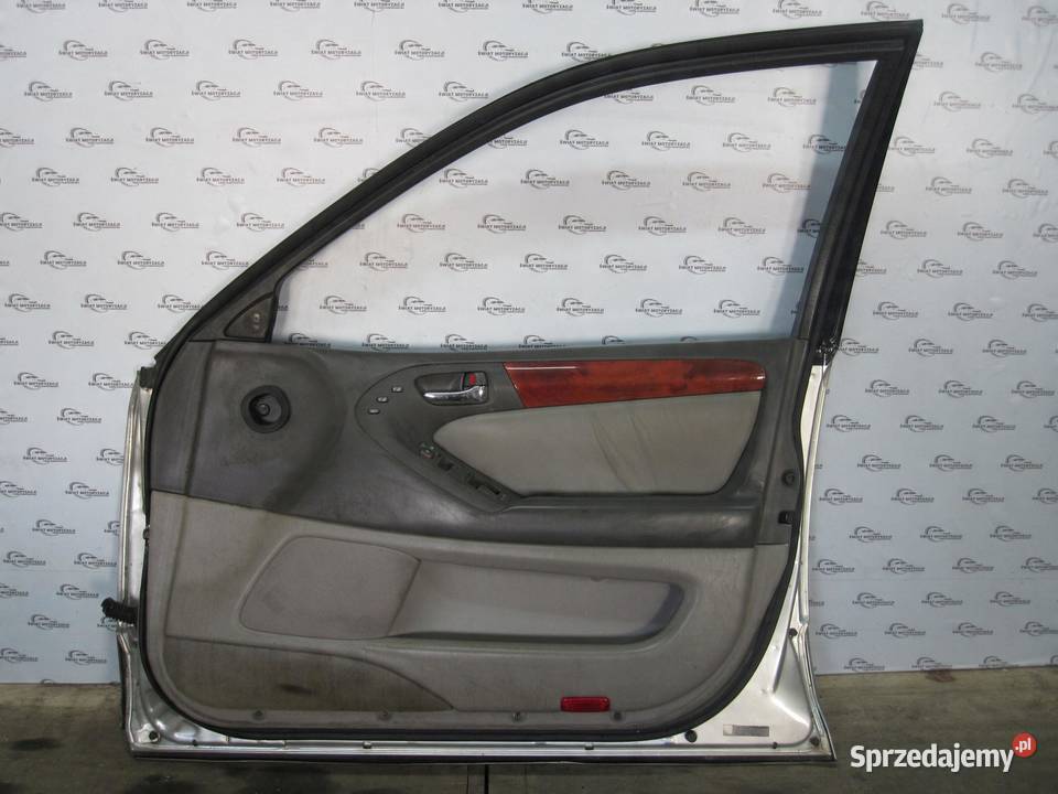 LEXUS GS II 01r drzwi prawe przód Motoryzacja