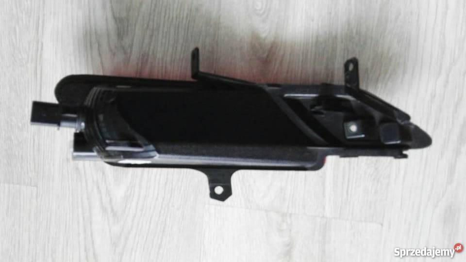 VOLVO XC60 1417 LEWA LAMPA PRZECIWMGIELNA Międzychód