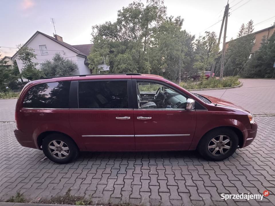 Chrysler Town Country