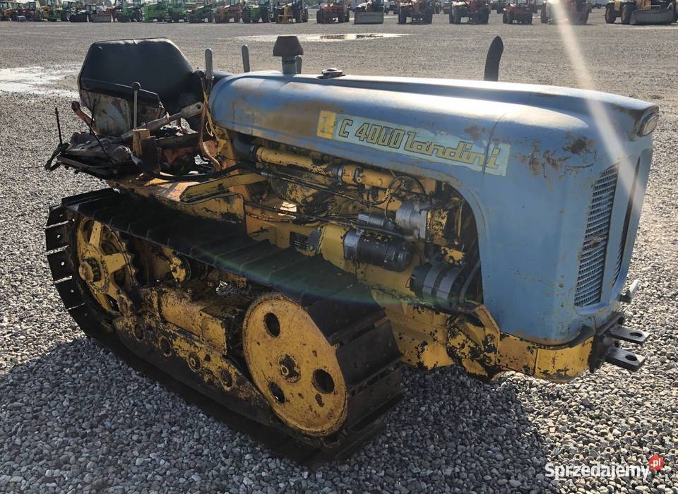 Ciągnik gąsienicowy Landini C4000 40 na Kraków