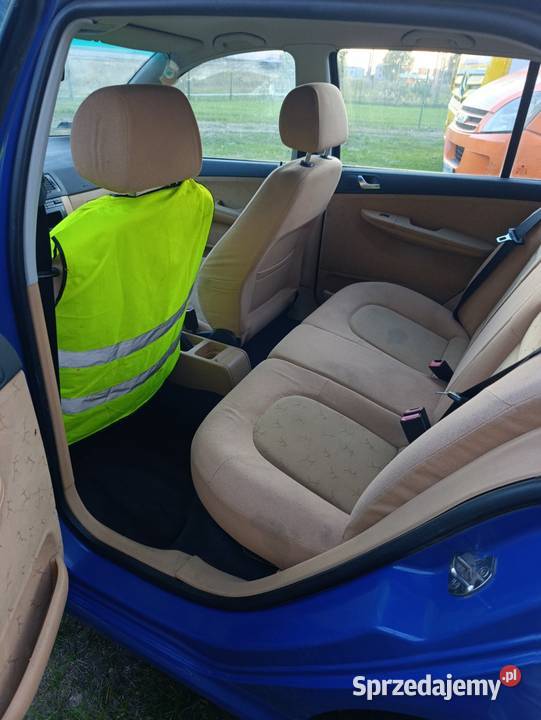 Skoda fabia 14 benzyna klima nieuszkodzony Rejowiec Fabryczny sprzedam