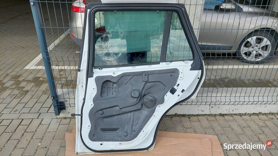 Tylne prawe drzwi BMW X5 E70 LCI Alpin Weisse Gdańsk