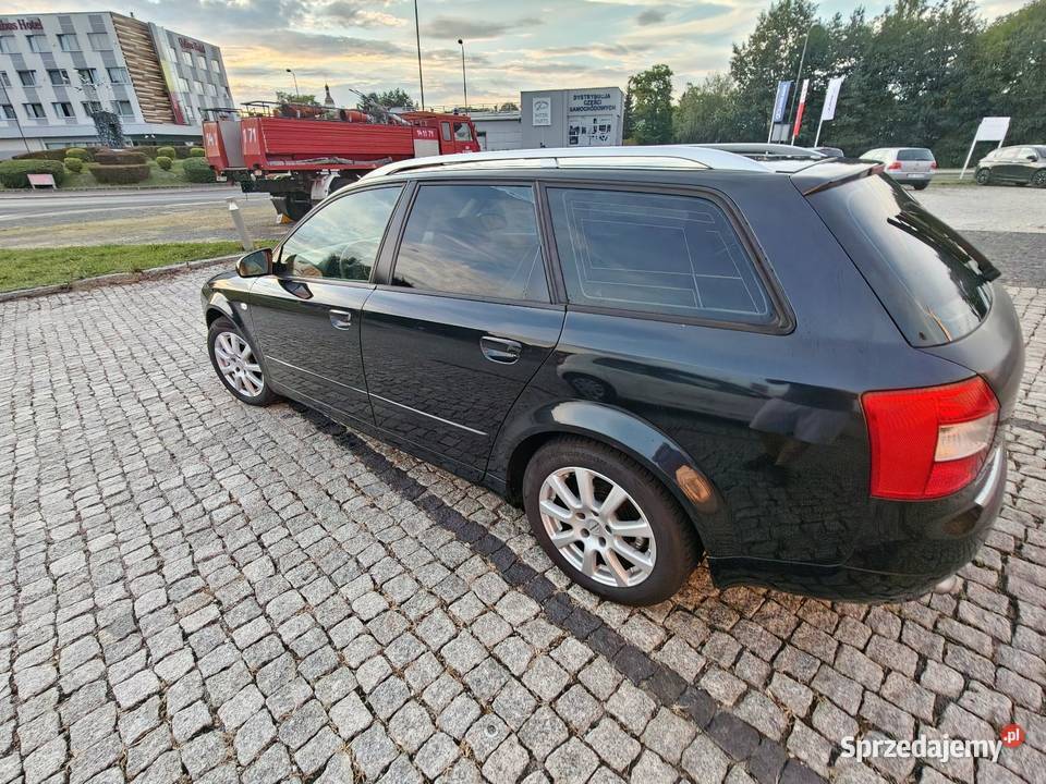 Audi A4 B6 Avant 18T Quattro 2003 światła przeciwmgielne sprzedam