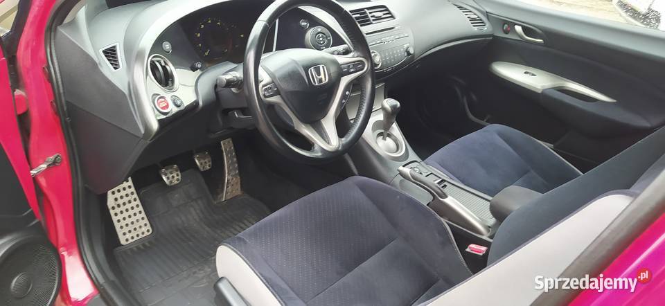Honda CIVIC 18 Benzyna 140 Przebiegu Ostrowiec Świętokrzyski