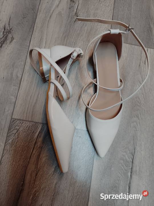 38 Zmysłowe białe baleriny wieczorowe z