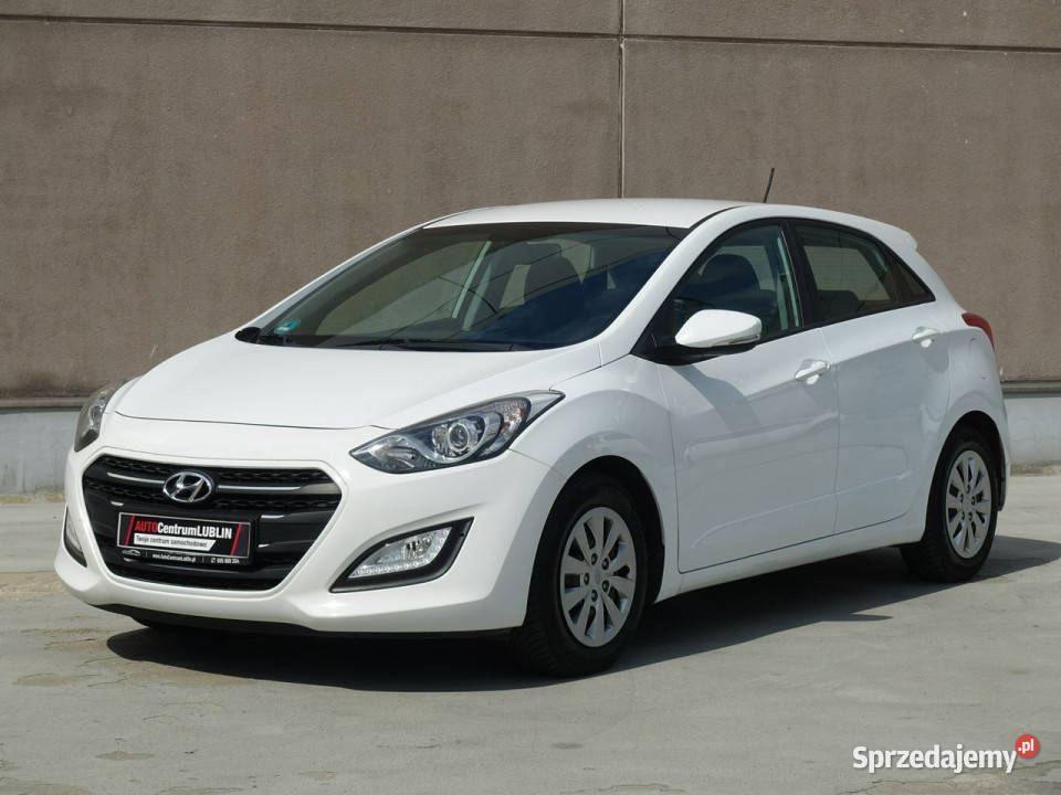 Hyundai i30 16 CRDi 110NawiKamera cofaniaTelefon 4/5