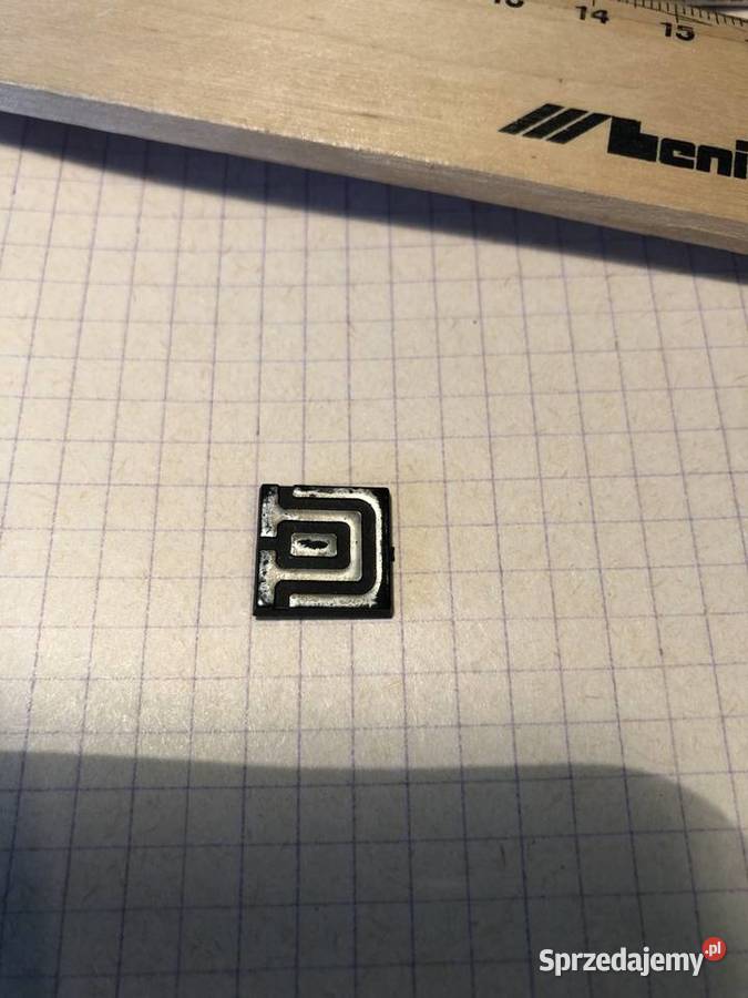 Emblemat Unitra z zestawu glośnikowego Tonsil ZG Słuchawki i głośniki śląskie Tychy