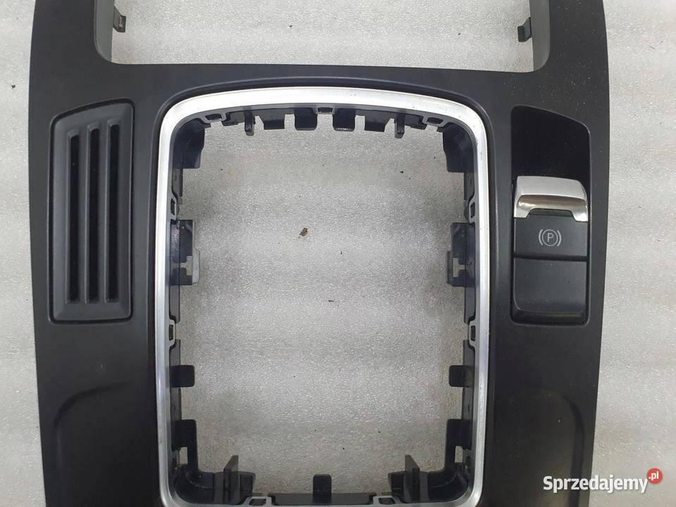 PANEL ŚRODKOWY TUNELU AUDI A4 B8 20TDI 8K0864261 wielkopolskie