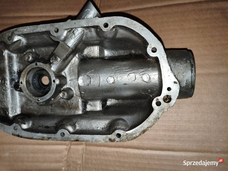 Dekiel pokrywa rozrządu silnika Ural M67 Leszno