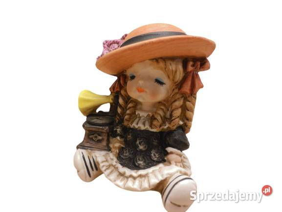 Figurka dziewczynka Porcelana i szkło Raszków