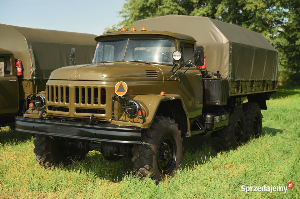 wojskowy ZIŁ131 66 1985 skrzyniowy militarny Bodzanów