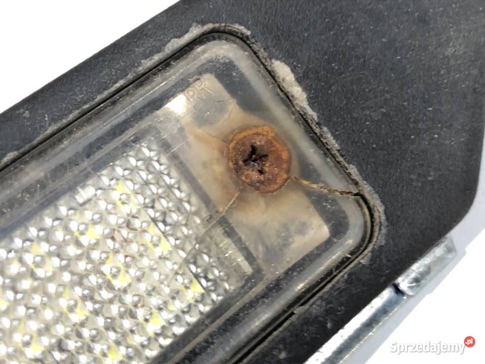 LISTWA KLAPY TYŁ AUDI A6 C6 Hatchback 0411