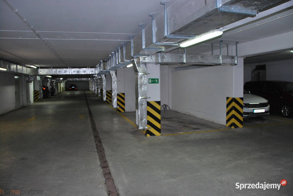 Garaż 15m2 Wrocław rondo Powstańców Śląskich Sprzedaż