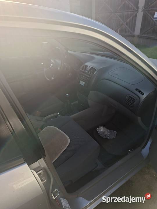 Mazda 323 15 benzyna oplacona klima sprawna Biała Podlaska