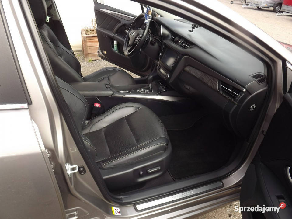 Toyota Avensis III 2009 Rok produkcji 2015 Janów Lubelski