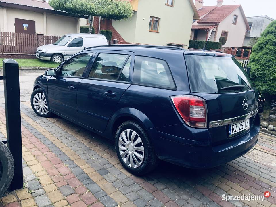 Opel Astra H Kombi 17DTI Przeworsk