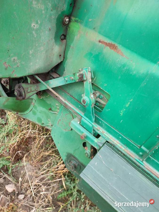 Kombajn zbożowy John Deere 330 na części Dąbrówka Mała