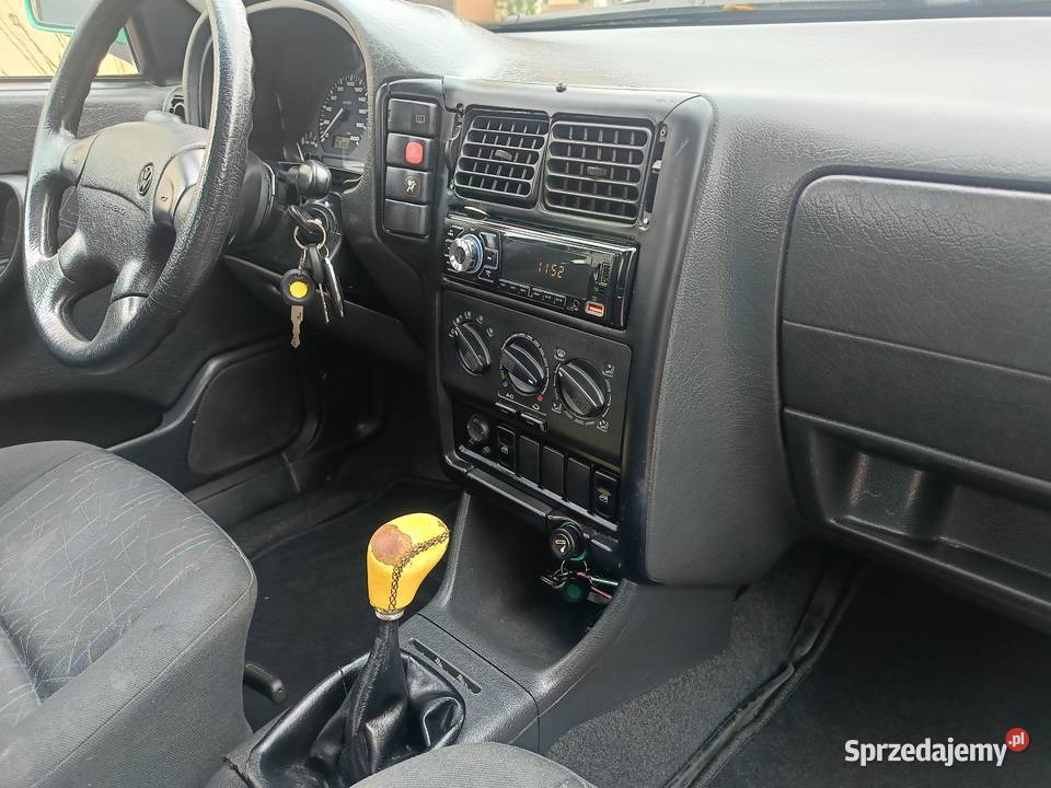 Volkswagen Polo Classic 14 Benzyna autoalarm Bierawa