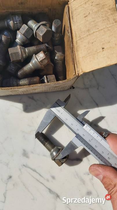 Szpilki mercedesa Komplet 14 mm Tolkmicko sprzedam