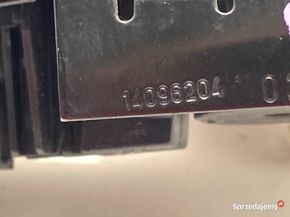 KLAMKA ZEWNĘTRZNA LEWY PRZÓD OPEL MERIVA B