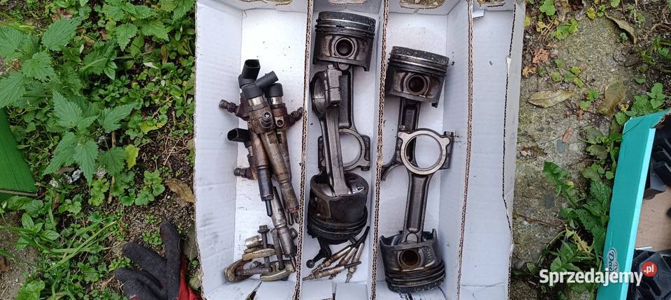 Tłoki Megane 2 15 dCi 106 k9k 734 732