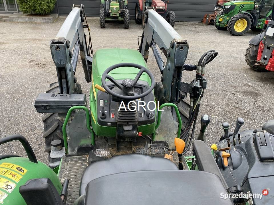 John Deere 5085M ładowacz QUICKE oborak 2012r Biała
