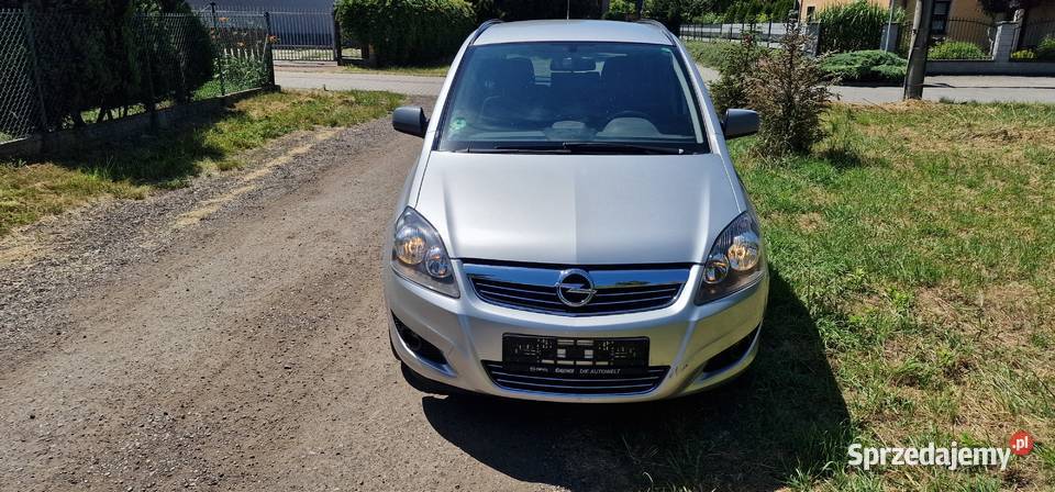 Opel Zafira 7 osobowy hak