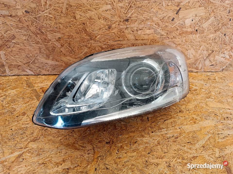 REFLEKTOR LAMPA LEWY PRZÓD EU 31420249 VOLVO sprzedam