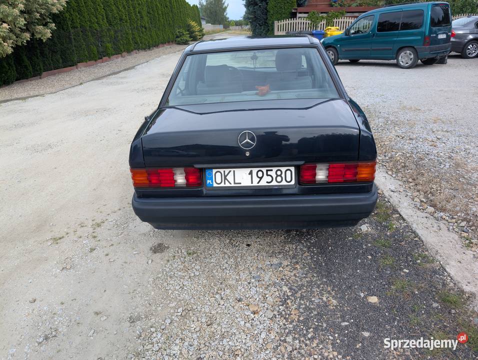 Sprzedam W201 18 benzyna automat