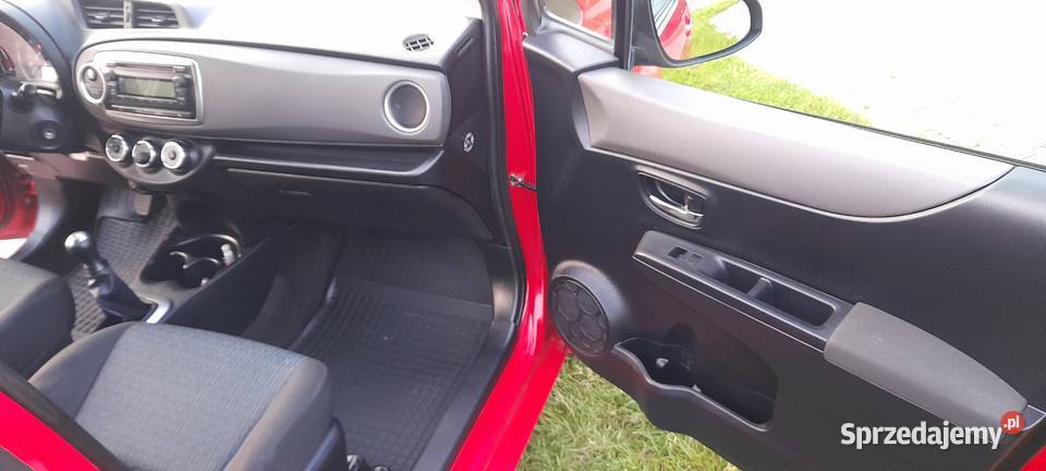 Toyota Yaris 10 gax Rok produkcji 2012 śląskie Zawiercie