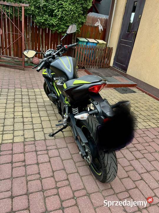 Kawasaki Z125 2022
