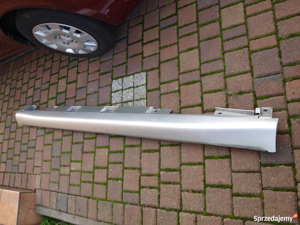 Toyota Corolla Verso Listwa progowa prawa 2004 Kalisz sprzedam