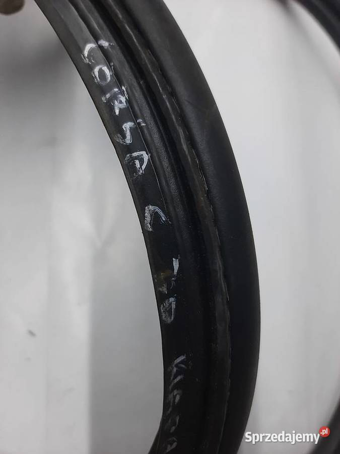 Opel Corsa C 3 drzwi uszczelka klapy tylnej osobowe