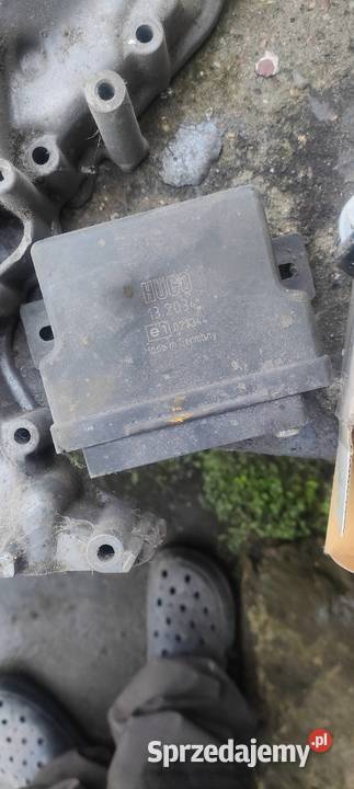 Pokrywa rozrządu Mercedes 208 23d Piotrków Trybunalski