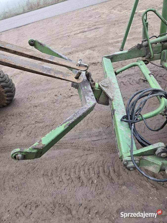 Owijarka Elho z mocowaniem do prasy belującej nieuszkodzony Owijarki do bel Szołtany