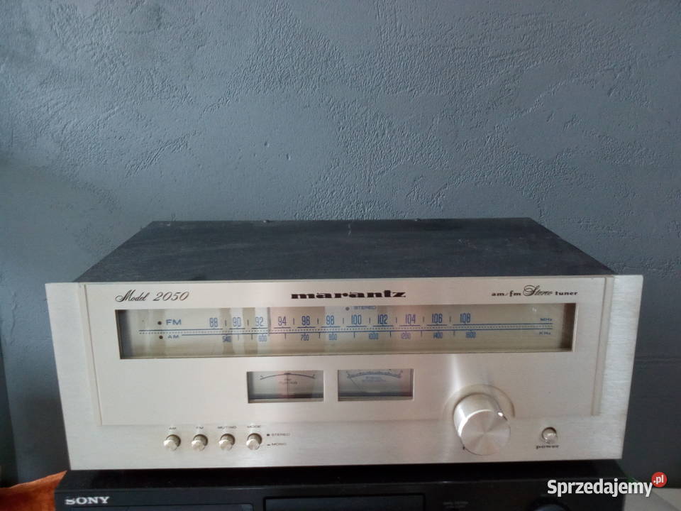 Tuner Marantz 2050