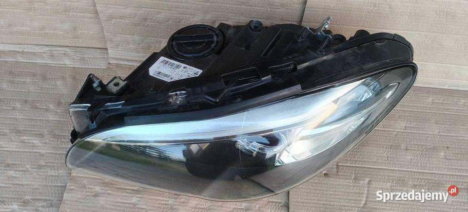 Lampa Przod Bi Xenon Skrętny Led Bmw 5 F10 F11 osobowe sprzedam