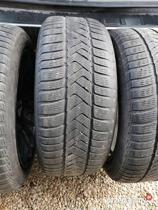 Opony zimowe Pirelli Sottozerro 3 24545R18 Białystok