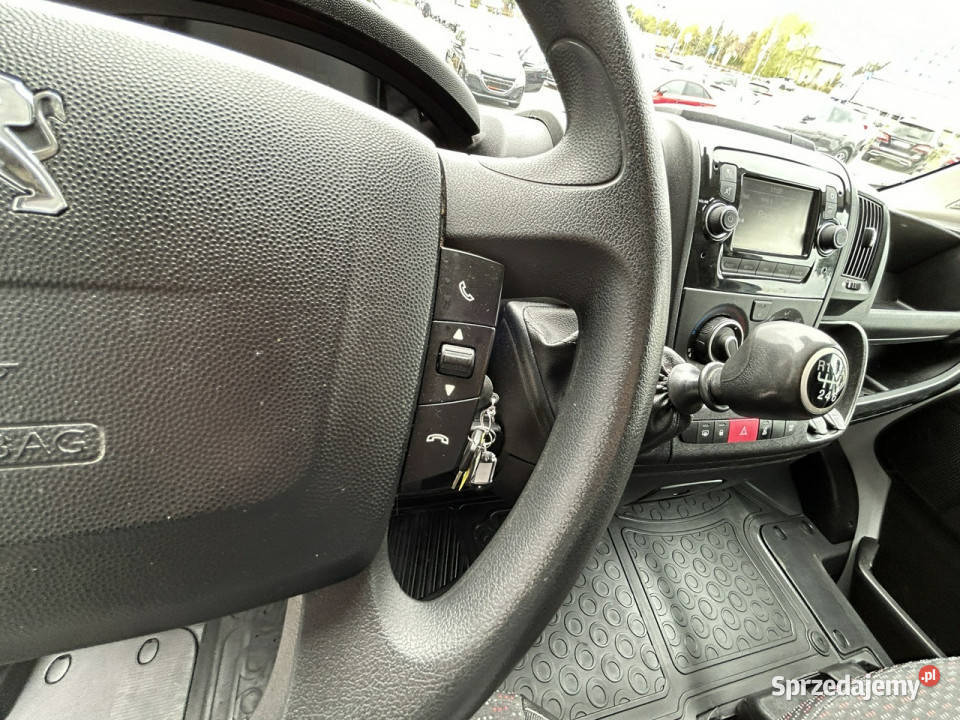 Peugeot Boxer L4H3 led kamera nawigacja tempomat furgon Żory