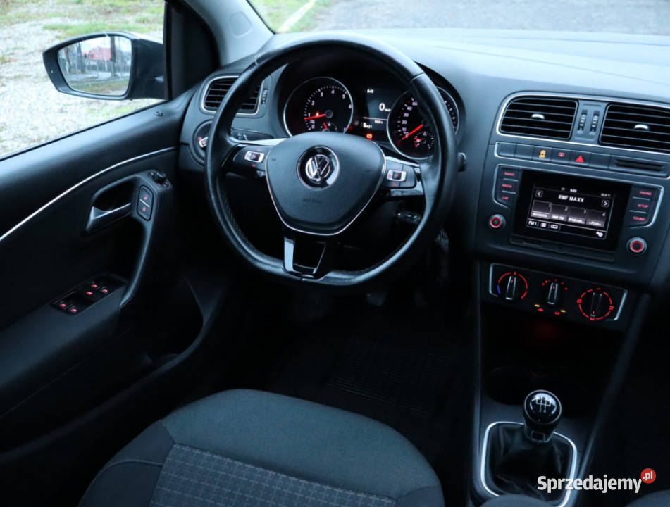 VW Polo 12 TSI nieuszkodzony Polo