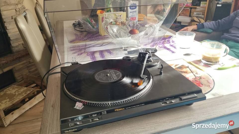 Gramofon Technics SLBD22 Stroboskop Pitch