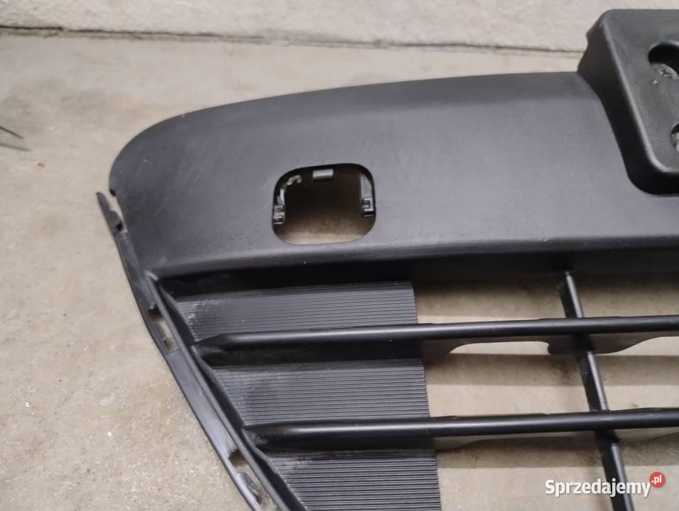 Atrapa zderzaka Kia Rio lll lift 20152017