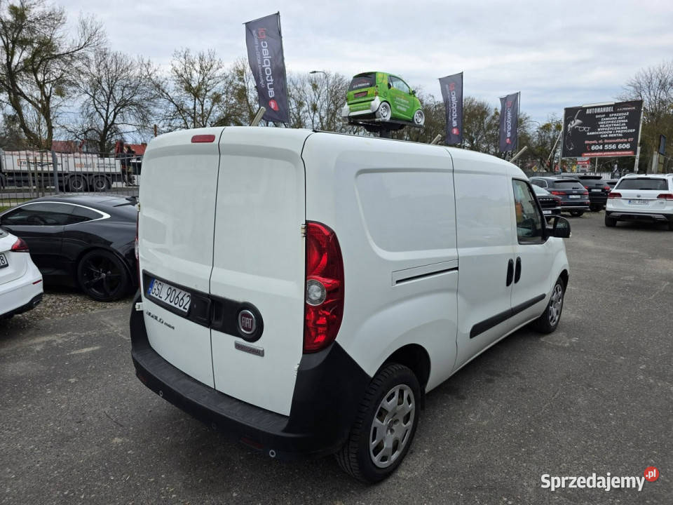 Fiat Doblo 16 Diesel 105 Klimatyzacja Komputer wielofunkcyjna kierownica