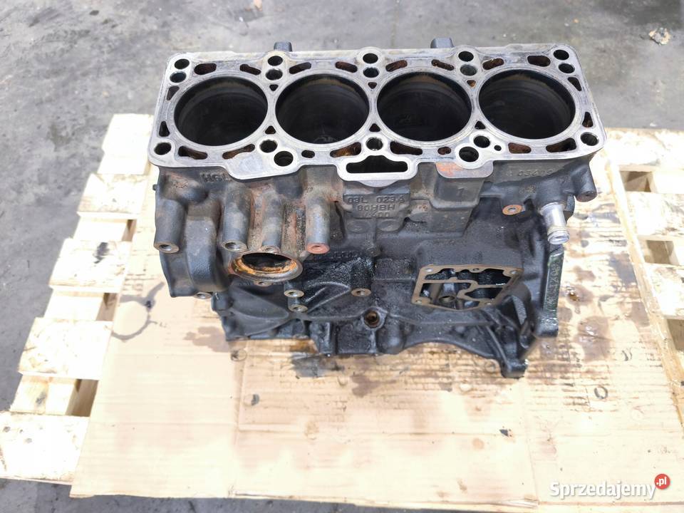 BLOK SILNIKA AUDI A4 B8 A5 8T 20 TDI CAG 03L023A Przystajń