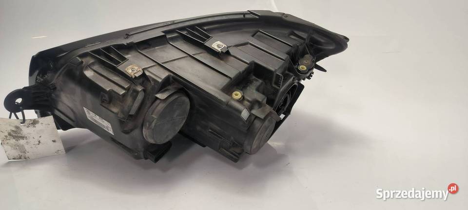 LAMPA PRAWA PRZÓD VOLKSWAGEN T6 7E1941006A Części samochodowe Lipno