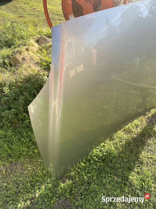 FIAT CROMA MASKA SREBNA VR698A osobowe Karoseria Poddębice