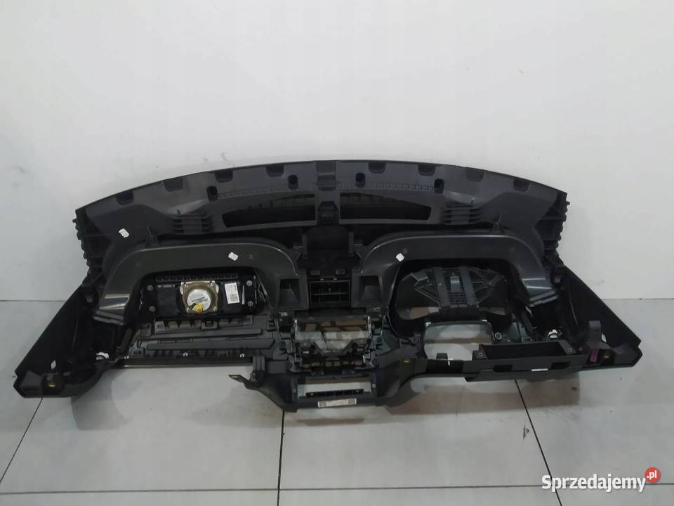 DESKA ROZDZIELCZA KOKPIT PULPIT AIRBAG Skoda osobowe