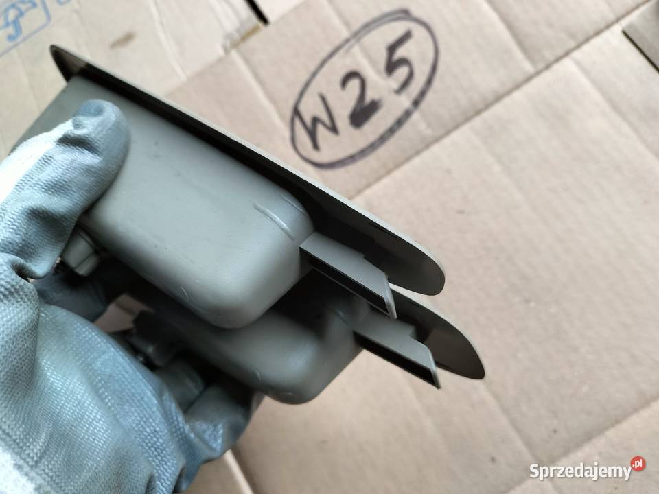 VOLVO S40 V40 UCHWYT RĄCZKA WEWNĘTRZNA DRZWI osobowe