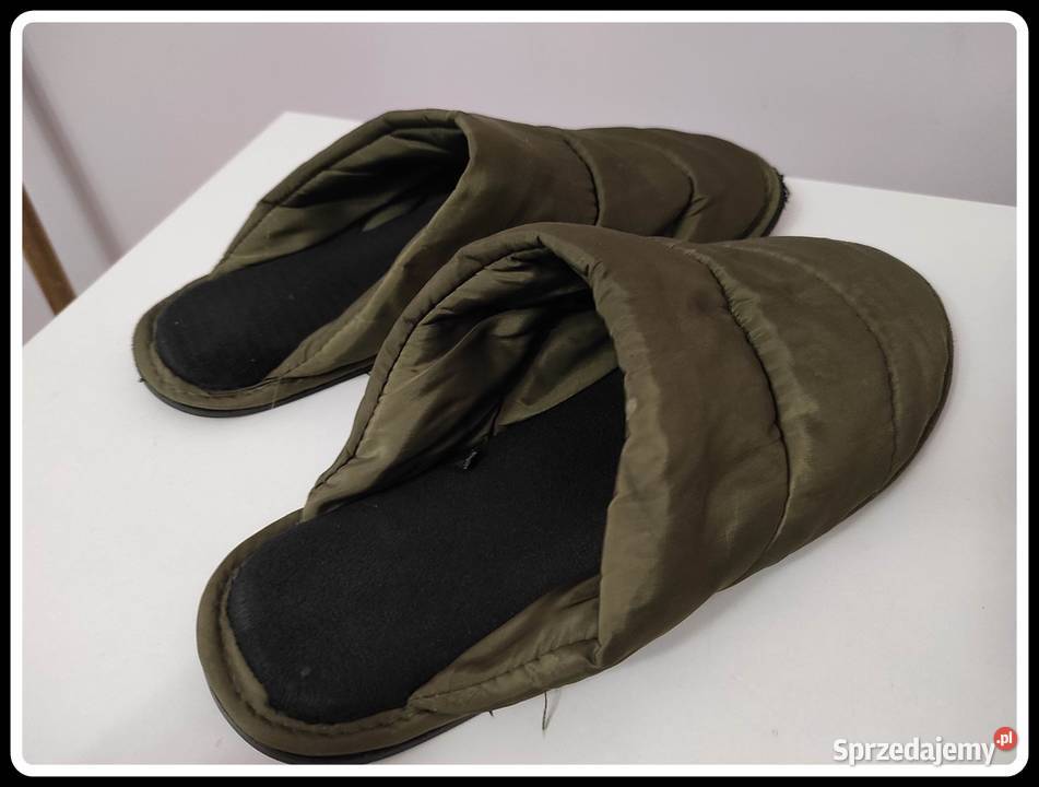 Oliwkowe kapcie klapki 4041 mało używane